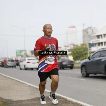 Runner Photo 6004221