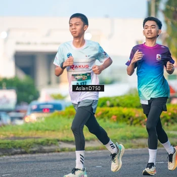 Runner Photo 6004222