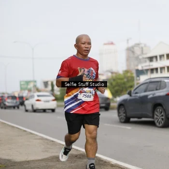 Runner Photo 6004223