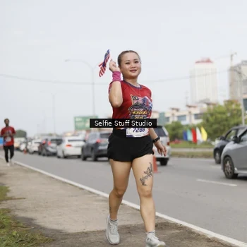 Runner Photo 6004233