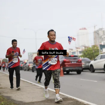 Runner Photo 6004256