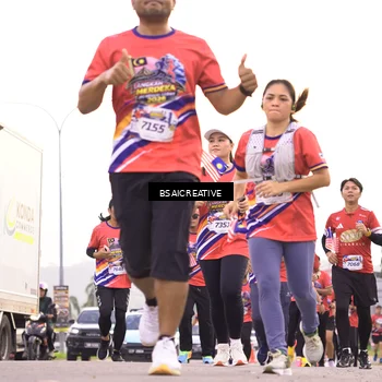 Runner Photo 6004261