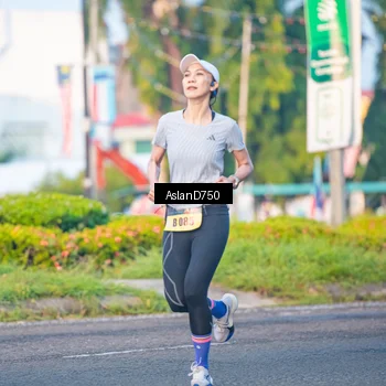 Runner Photo 6004275