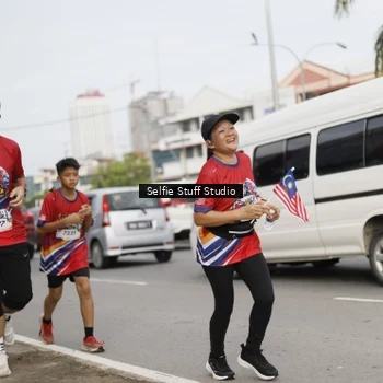 Runner Photo 6004307