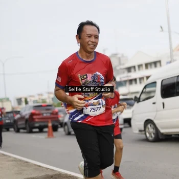 Runner Photo 6004308