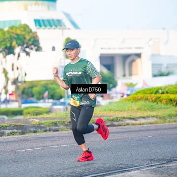 Runner Photo 6004323