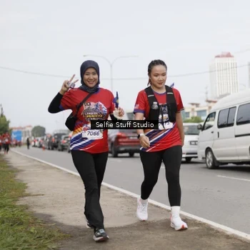 Runner Photo 6004355