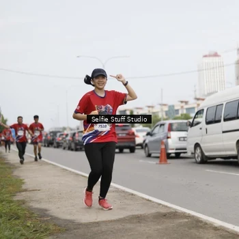Runner Photo 6004357