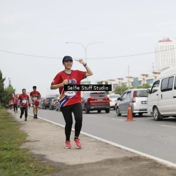 Runner Photo 6004362