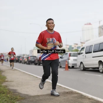 Runner Photo 6004369