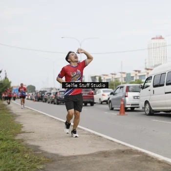 Runner Photo 6004371