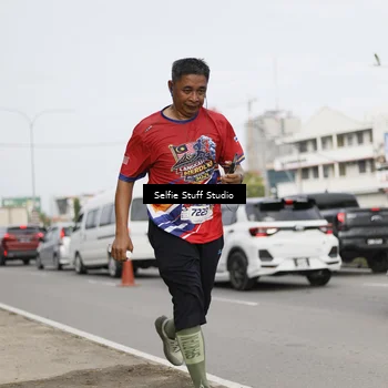 Runner Photo 6004387