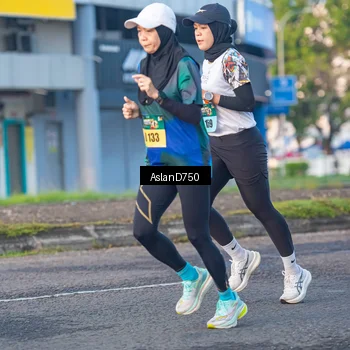 Runner Photo 6004397