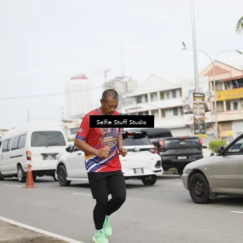 Runner Photo 6004398