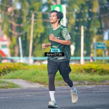 Runner Photo 6004404