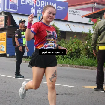 Runner Photo 6004406