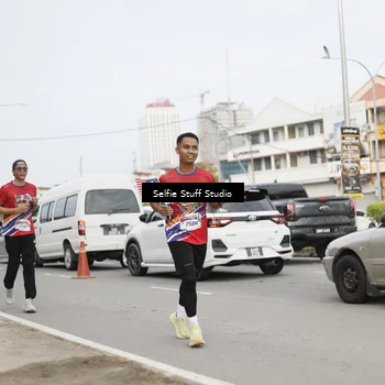Runner Photo 6004410