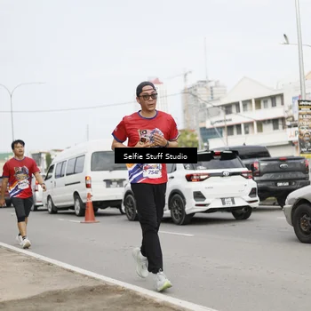 Runner Photo 6004413