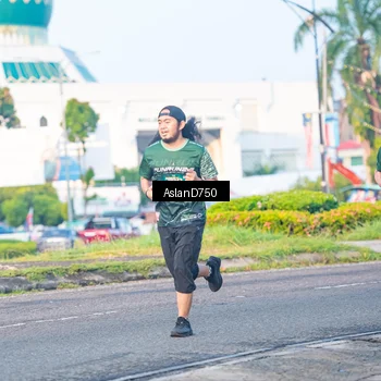 Runner Photo 6004421