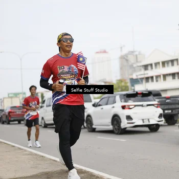 Runner Photo 6004425