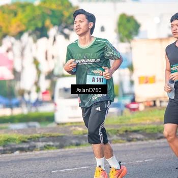 Runner Photo 6004431