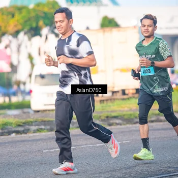 Runner Photo 6004433