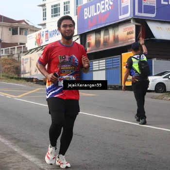Runner Photo 6004438