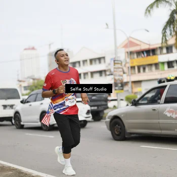 Runner Photo 6004451