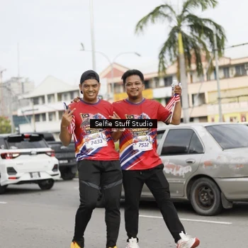 Runner Photo 6004470