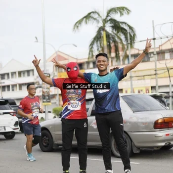 Runner Photo 6004471