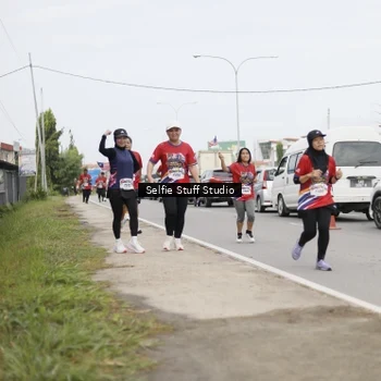 Runner Photo 6004476