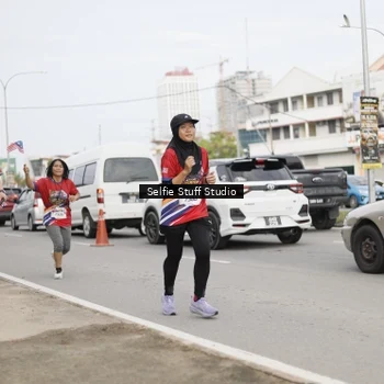 Runner Photo 6004478