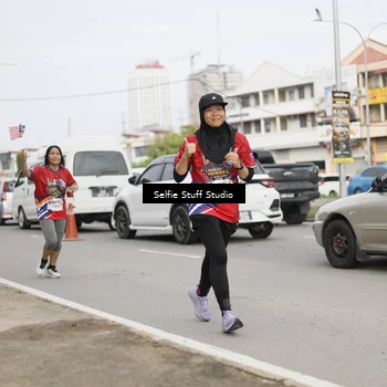 Runner Photo 6004484