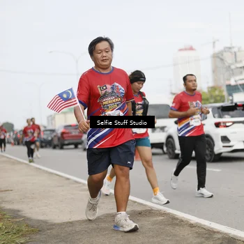 Runner Photo 6004492