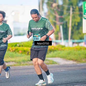 Runner Photo 6004493