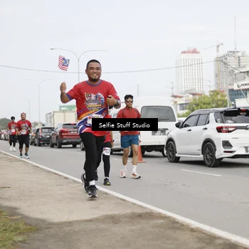 Runner Photo 6004501