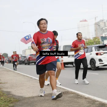 Runner Photo 6004502
