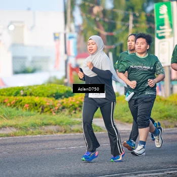 Runner Photo 6004510