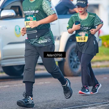 Runner Photo 6004526