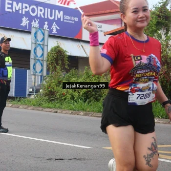 Runner Photo 6004527