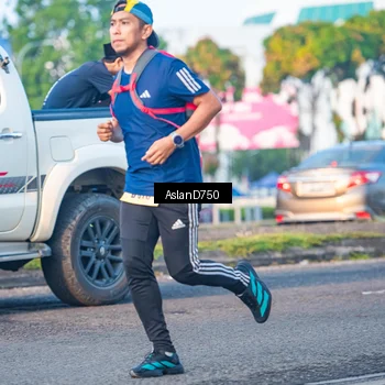 Runner Photo 6004542