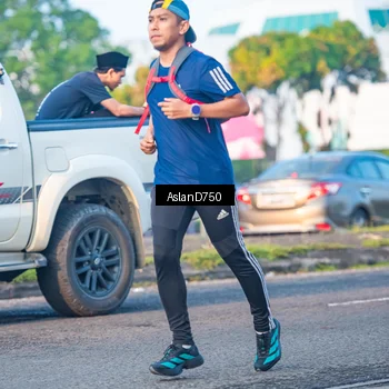 Runner Photo 6004564