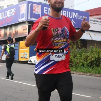 Runner Photo 6004575
