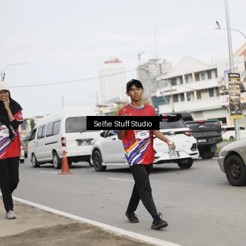 Runner Photo 6004579