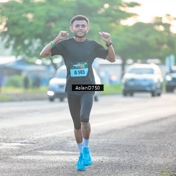 Runner Photo 6004611