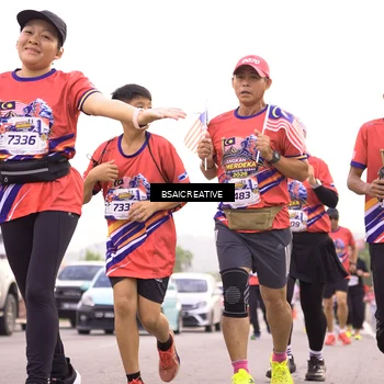 Runner Photo 6004616
