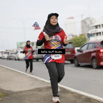 Runner Photo 6004627