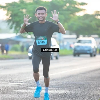 Runner Photo 6004628