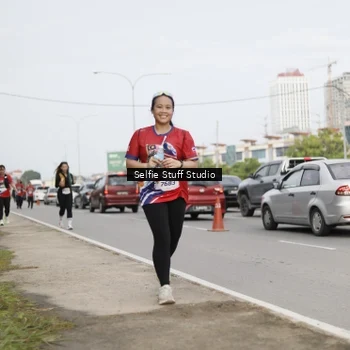 Runner Photo 6004649