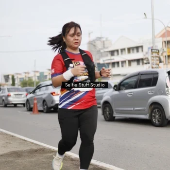 Runner Photo 6004662